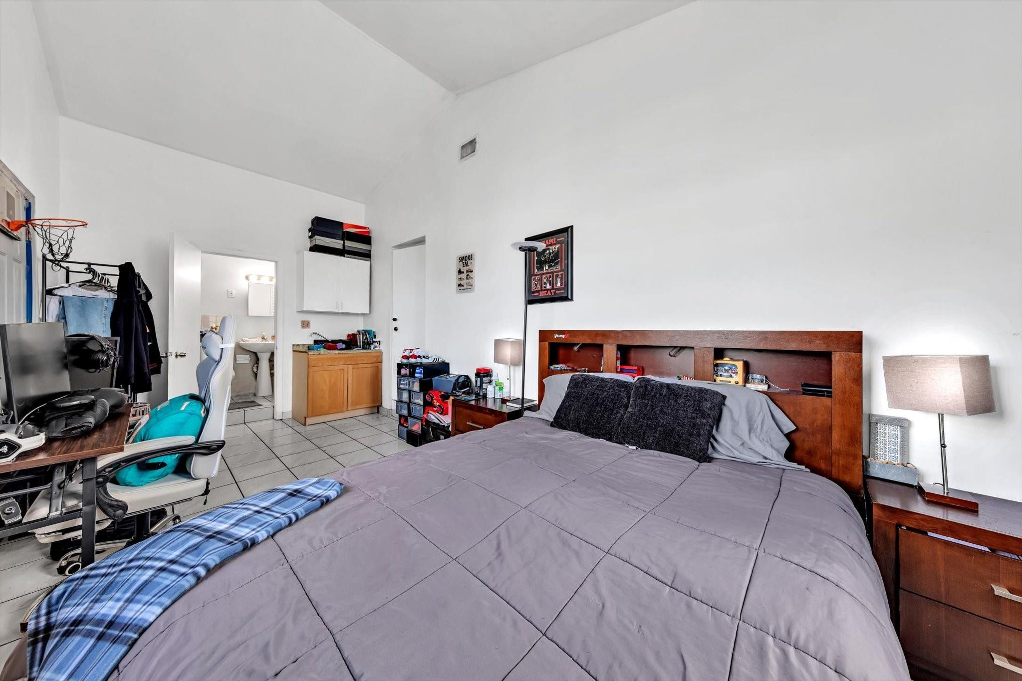 9311 Broad Manor Road