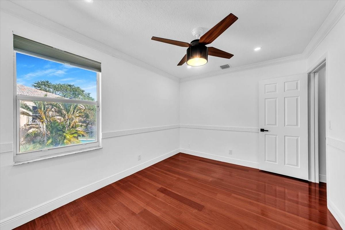 13702 NW 10th Court