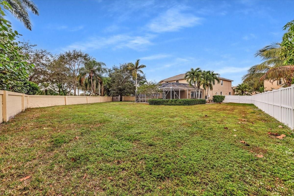13702 NW 10th Court