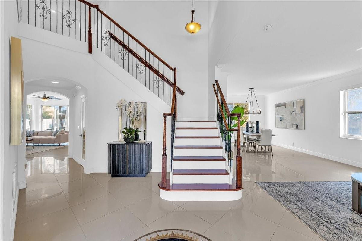 13702 NW 10th Court