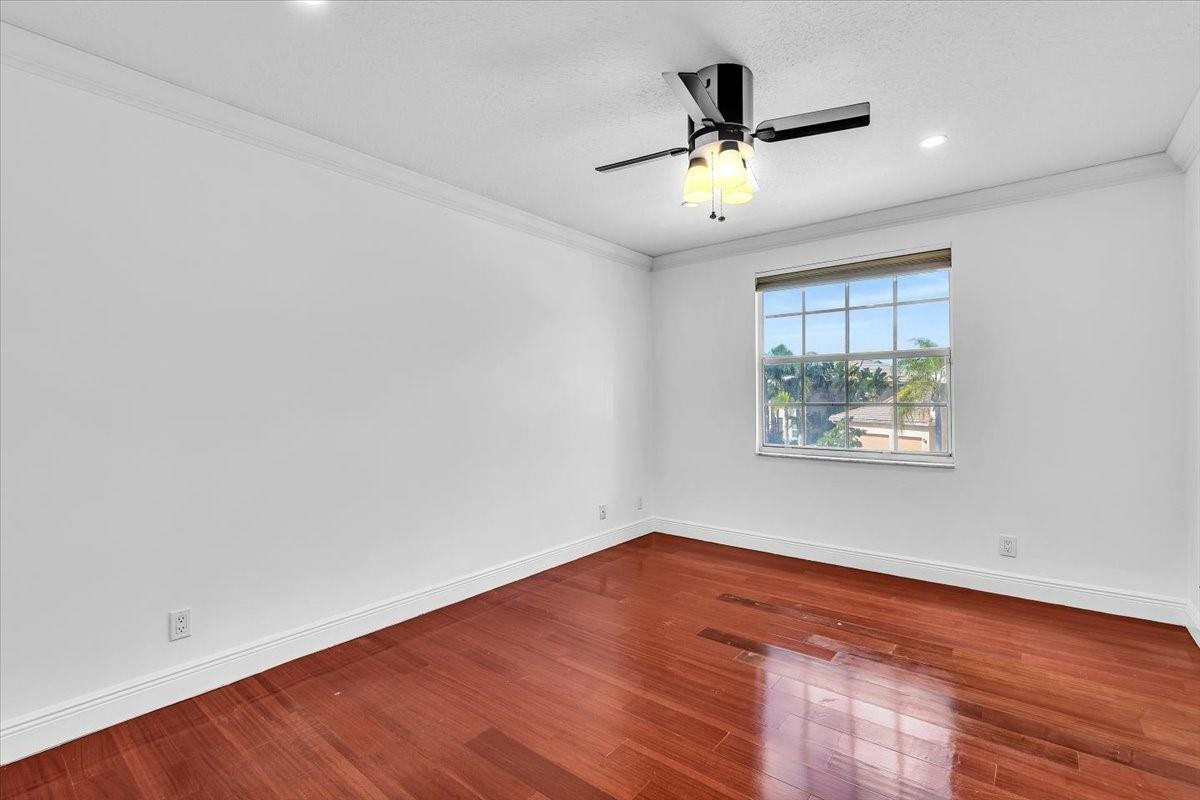 13702 NW 10th Court