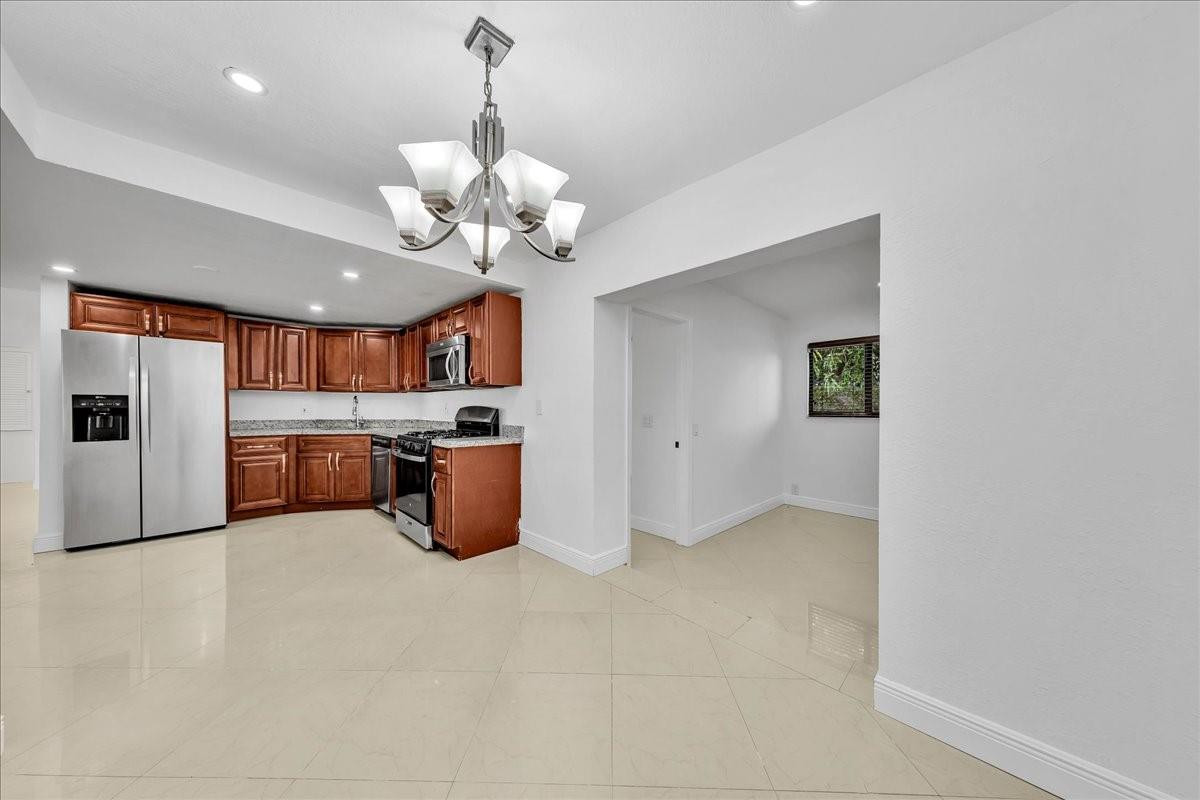 3408 Garden Lane