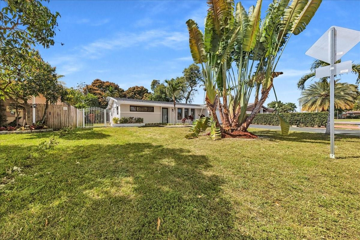 3408 Garden Lane