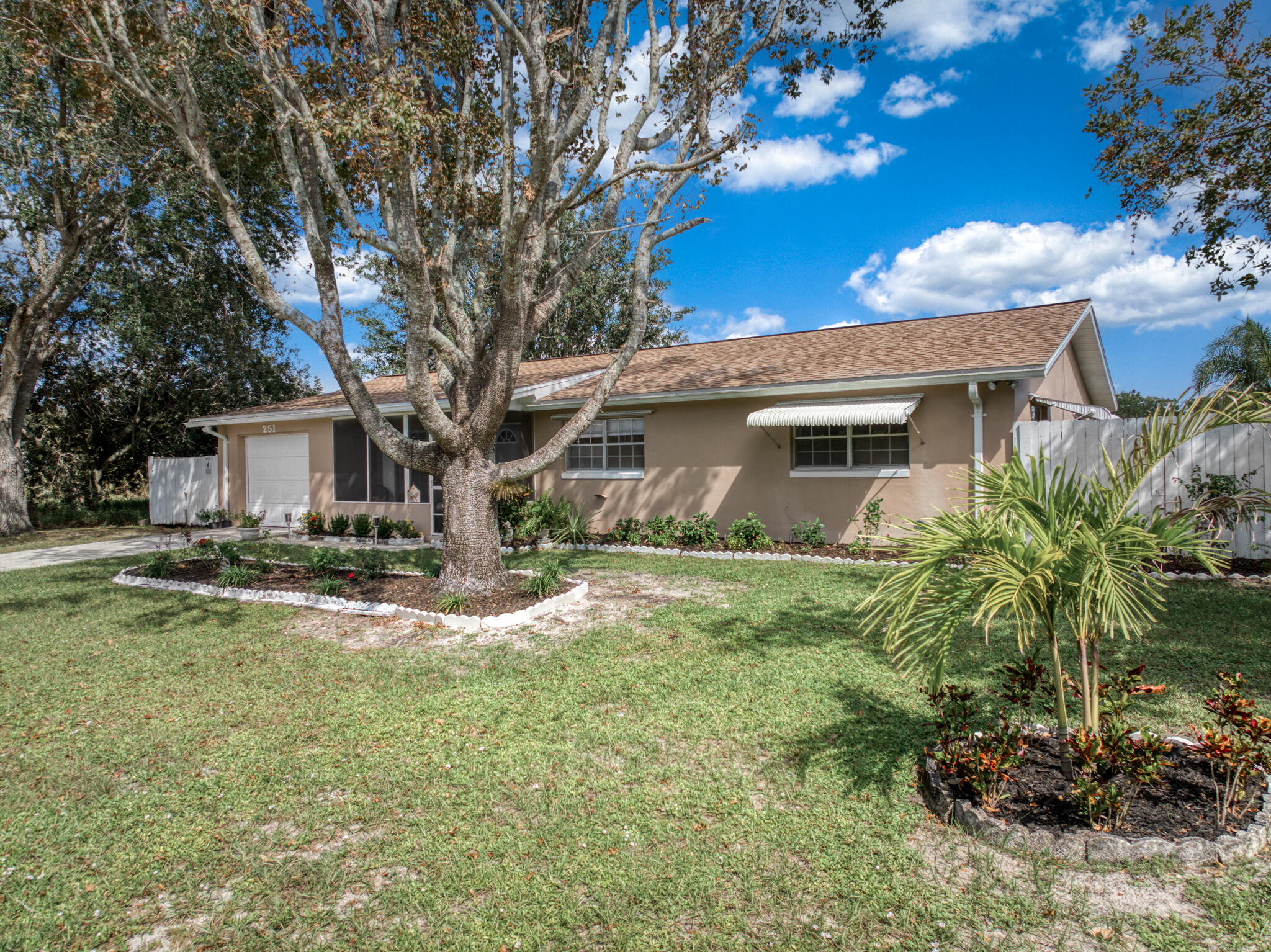 251 Grape Road NW