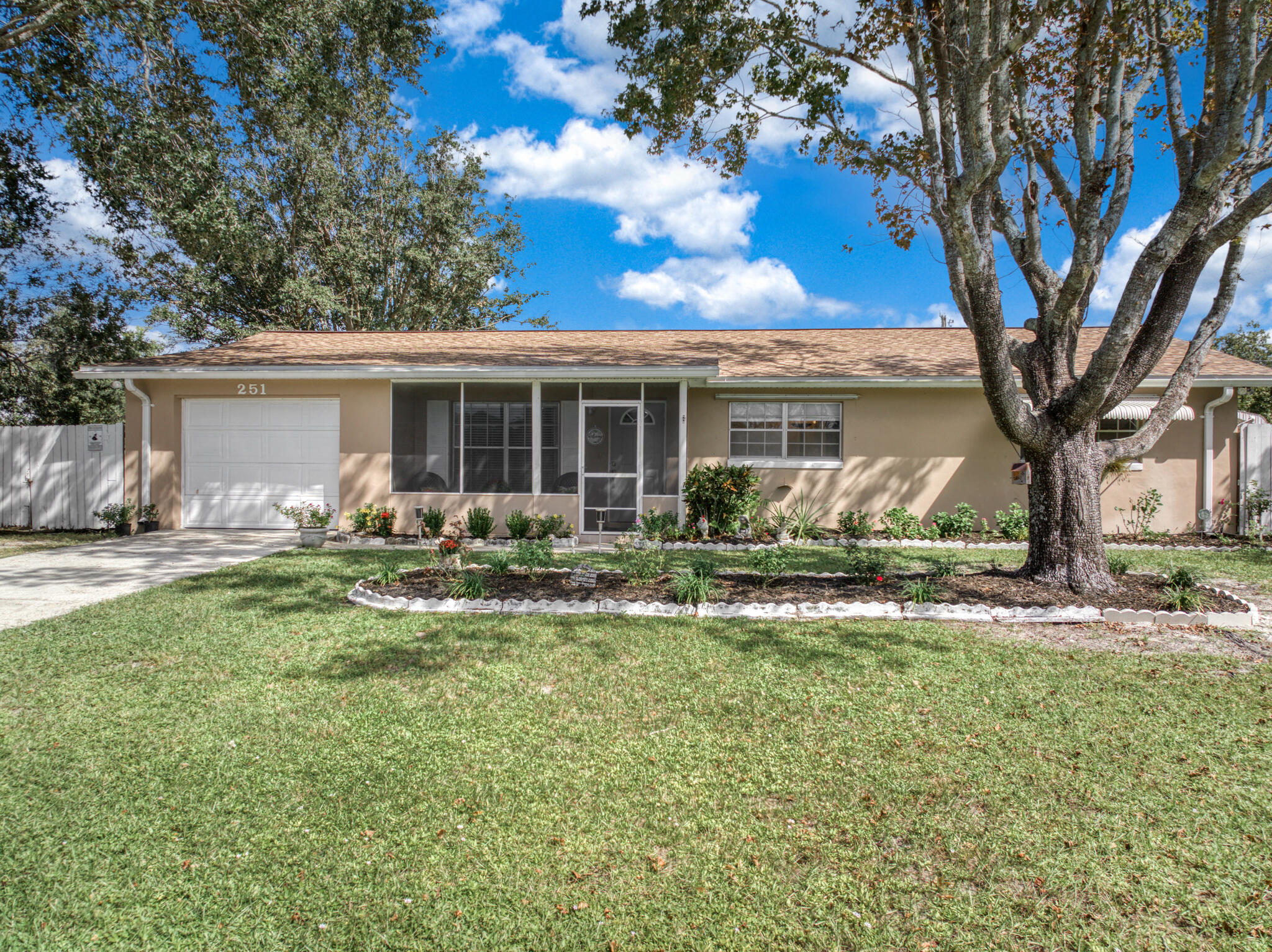 251 Grape Road NW