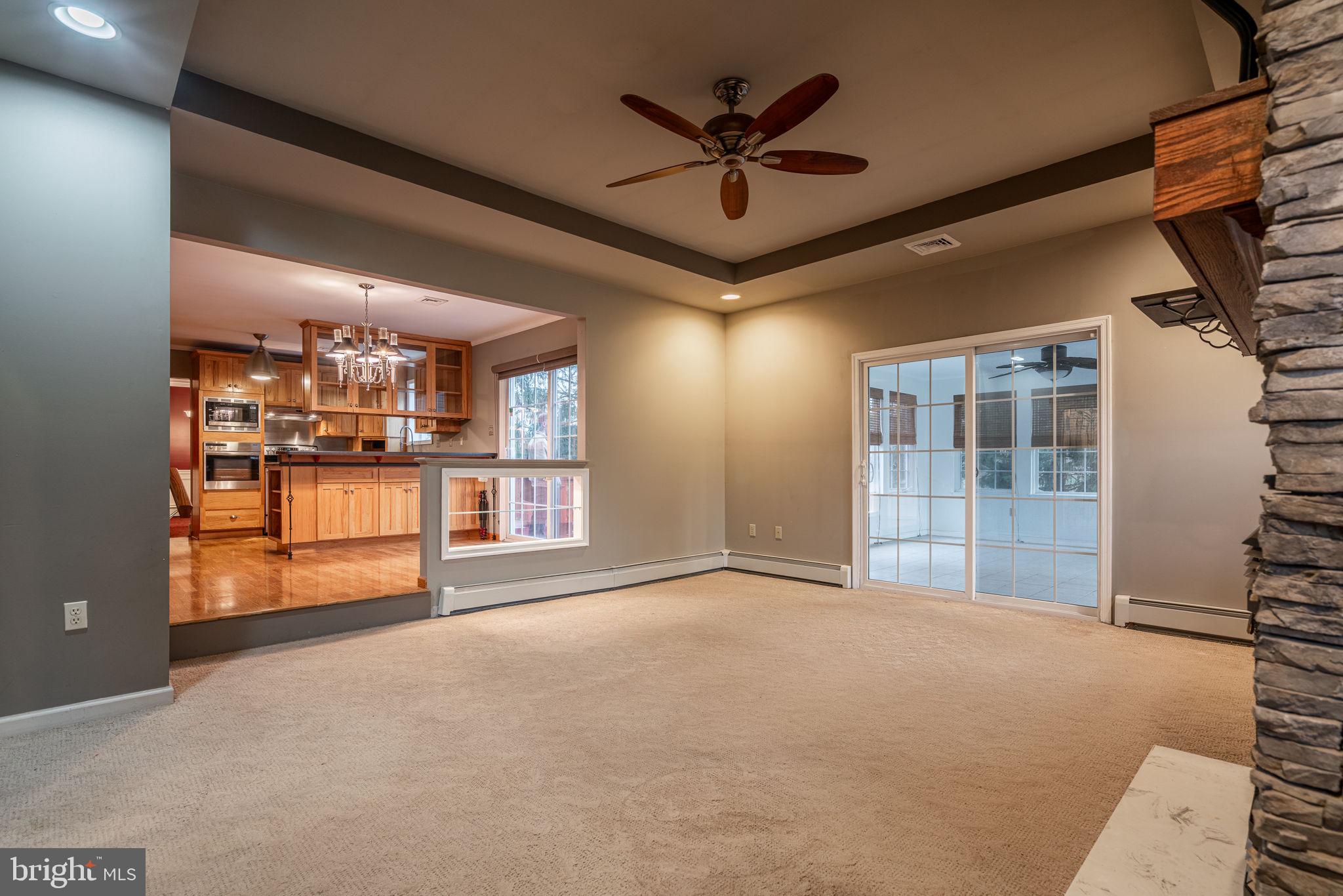 1145 Grandview Cir