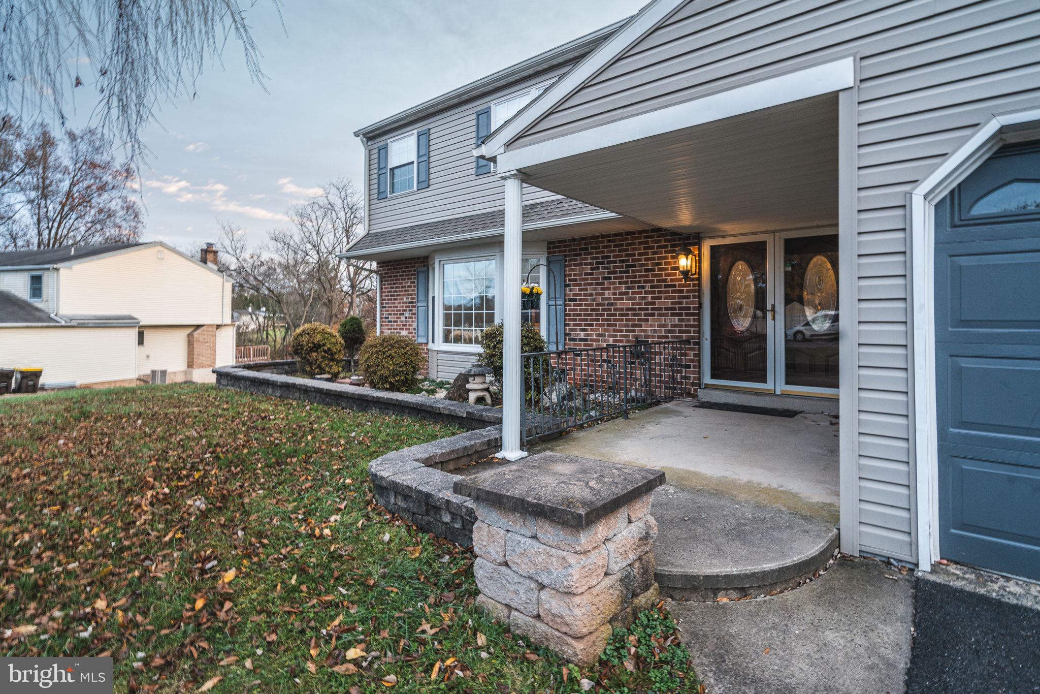 1145 Grandview Cir