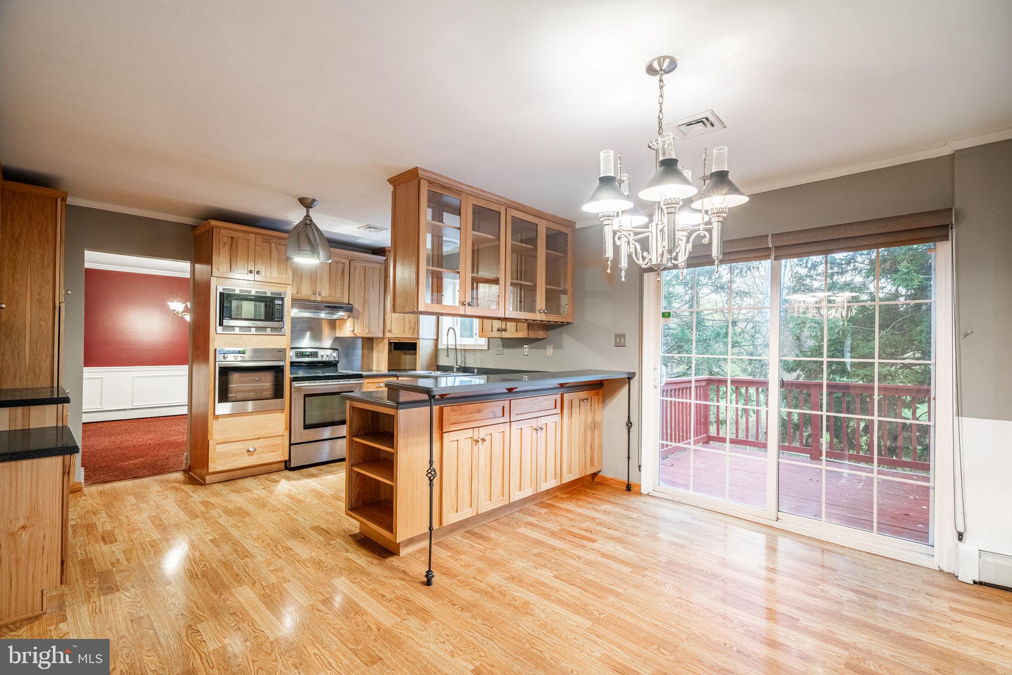1145 Grandview Cir