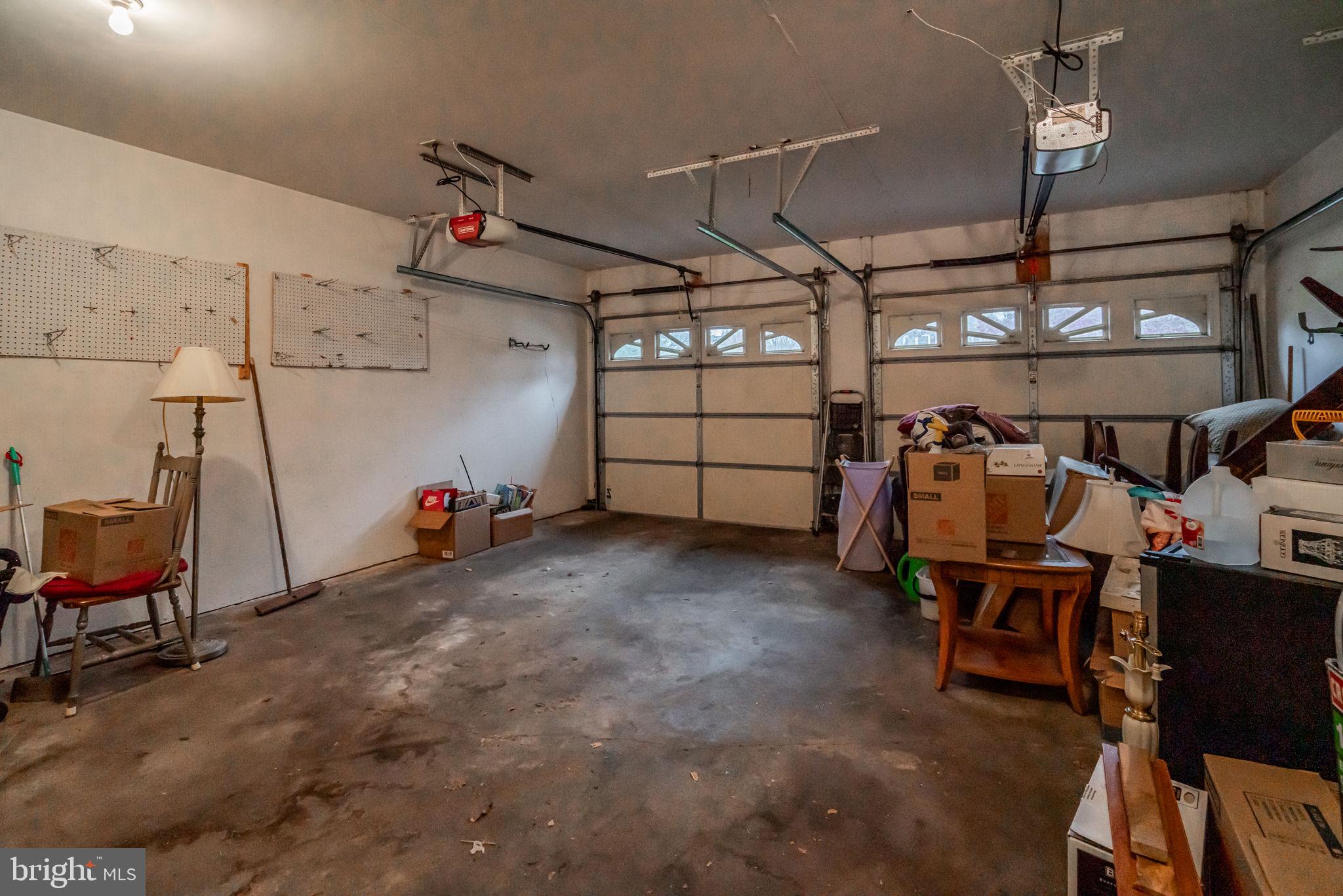 1145 Grandview Cir
