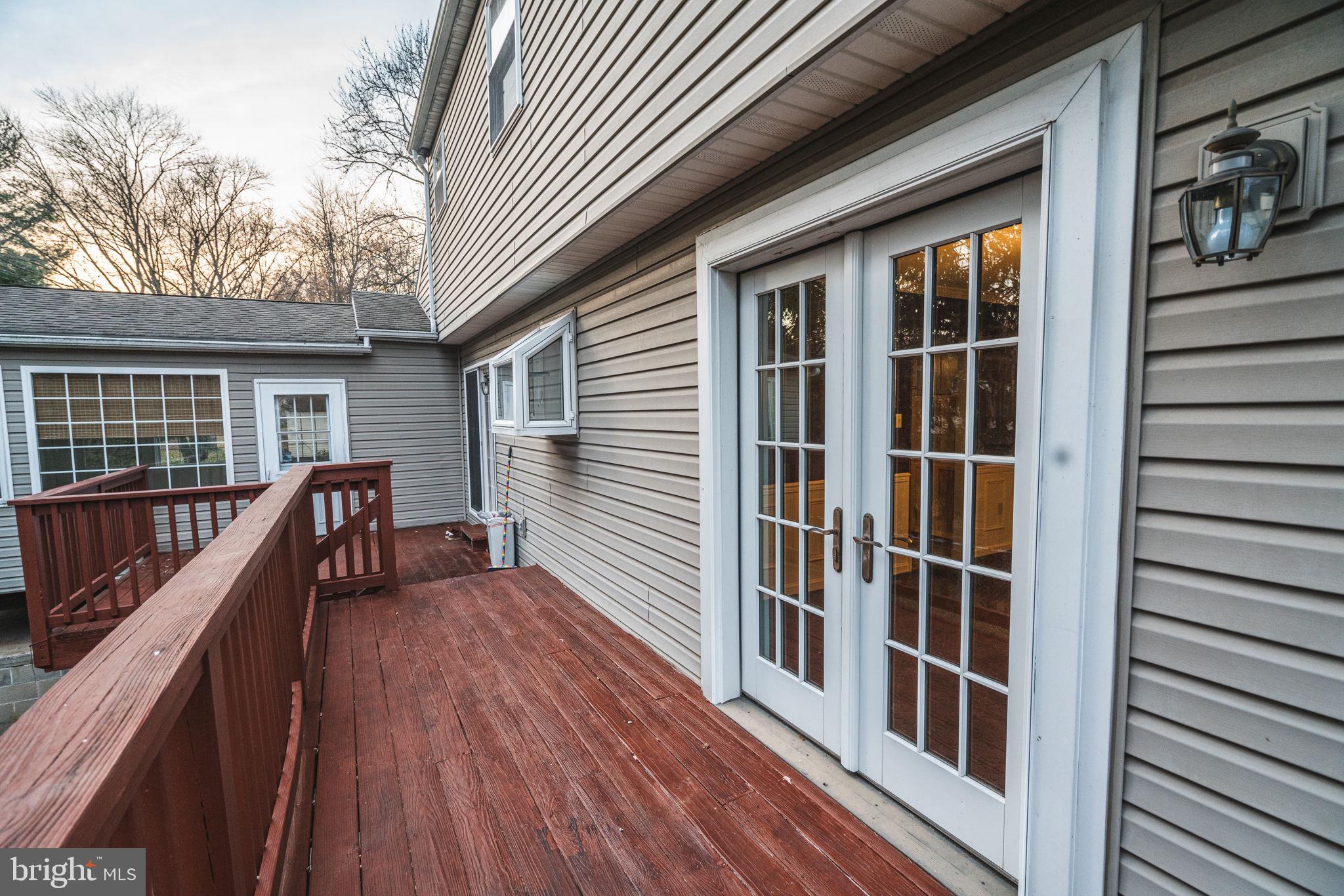 1145 Grandview Cir