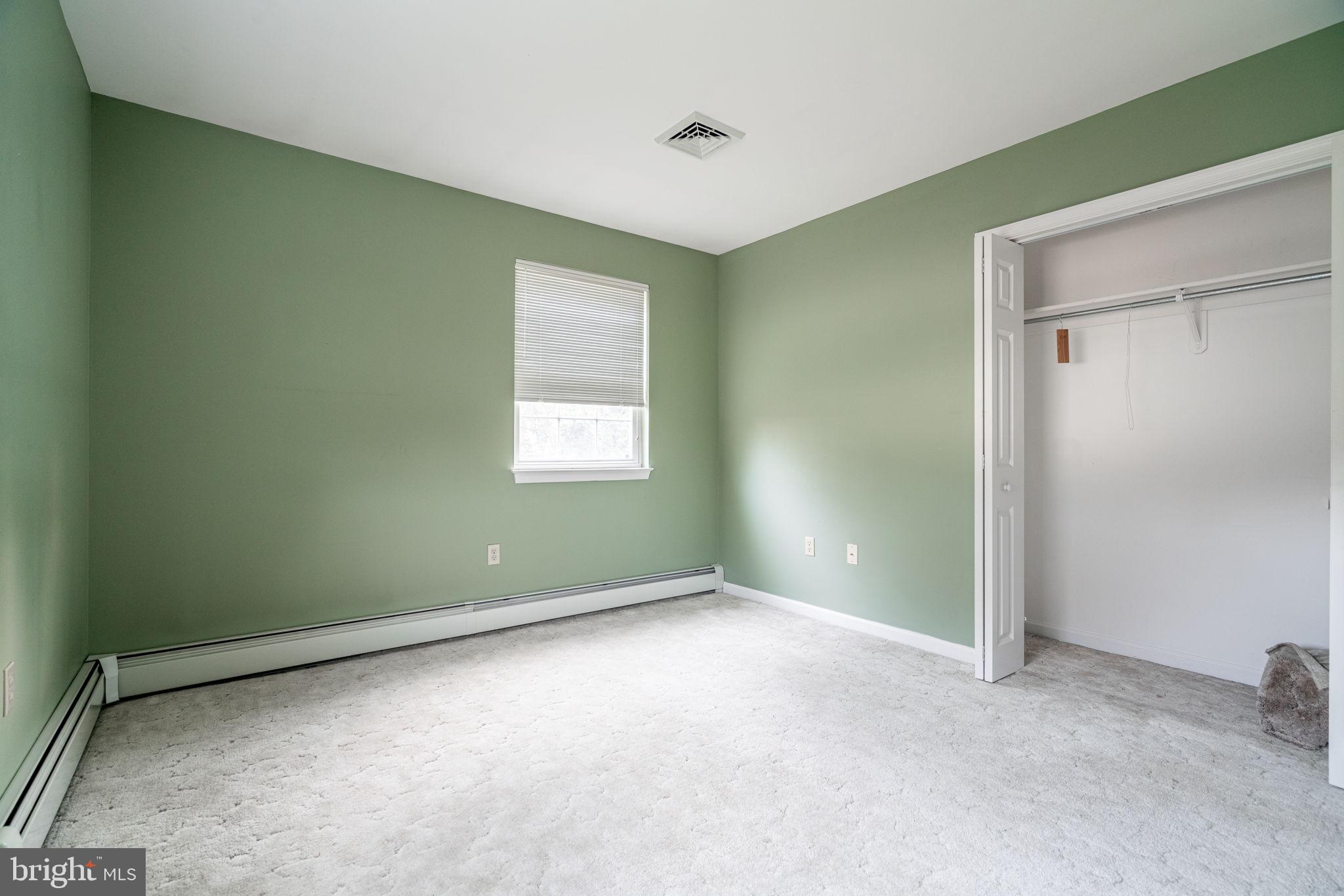 1145 Grandview Cir
