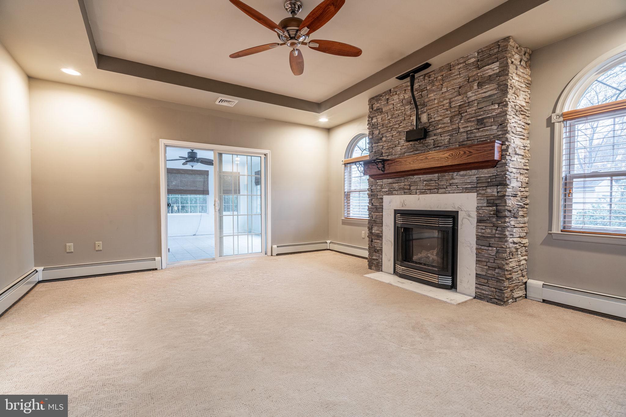 1145 Grandview Cir