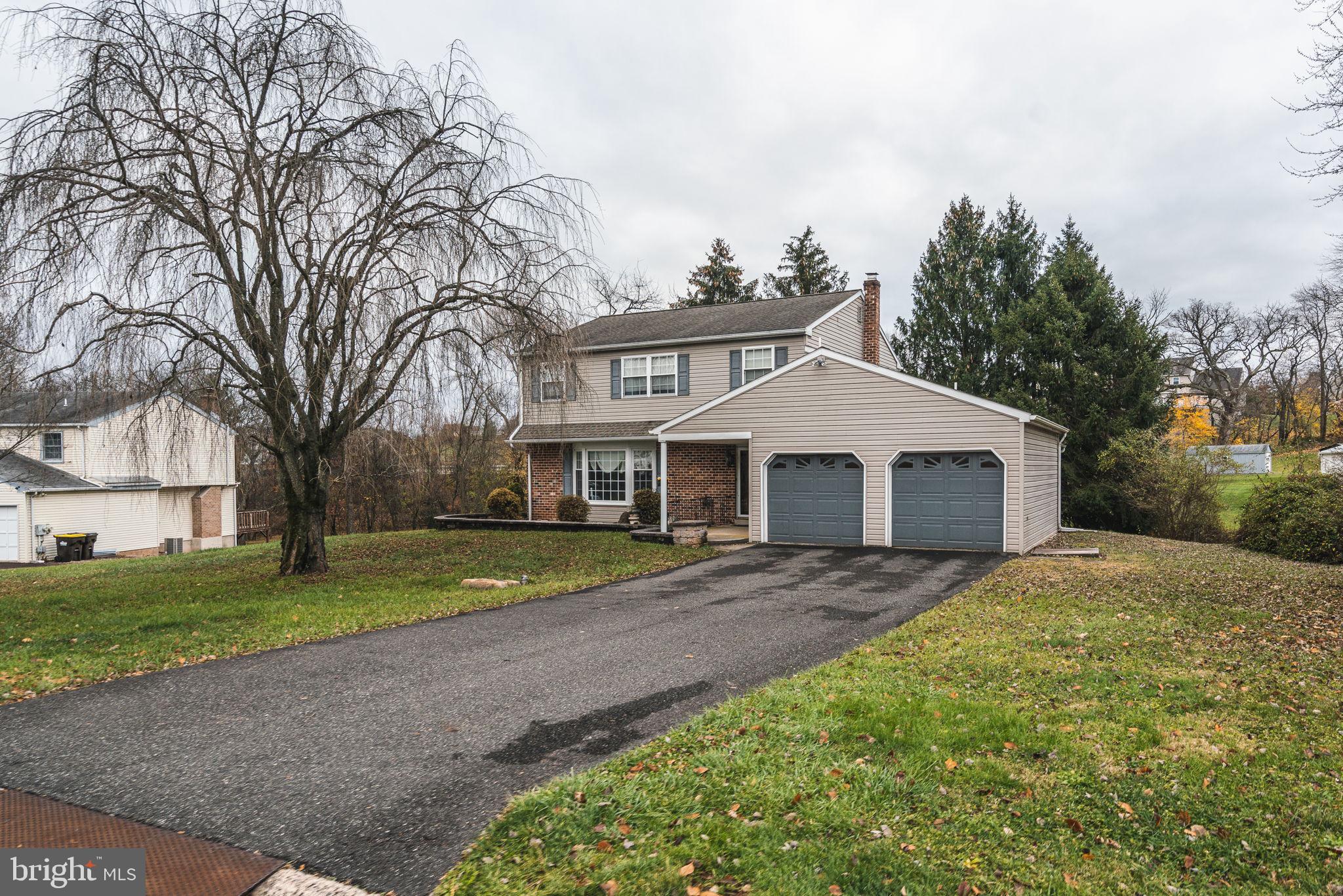 1145 Grandview Cir