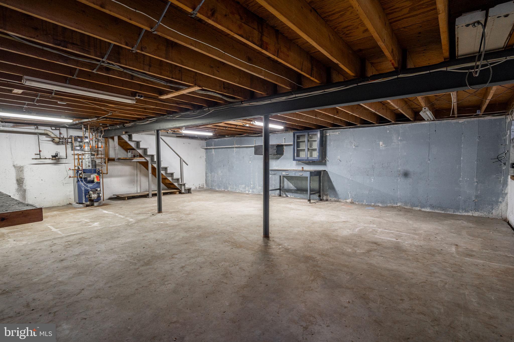 1145 Grandview Cir