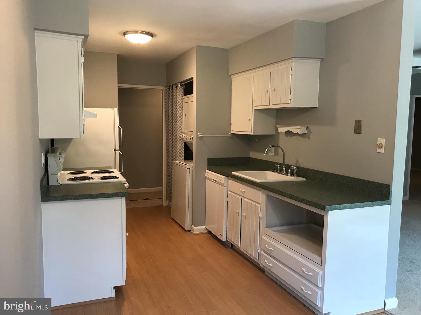 200 Campbell Cir #E24