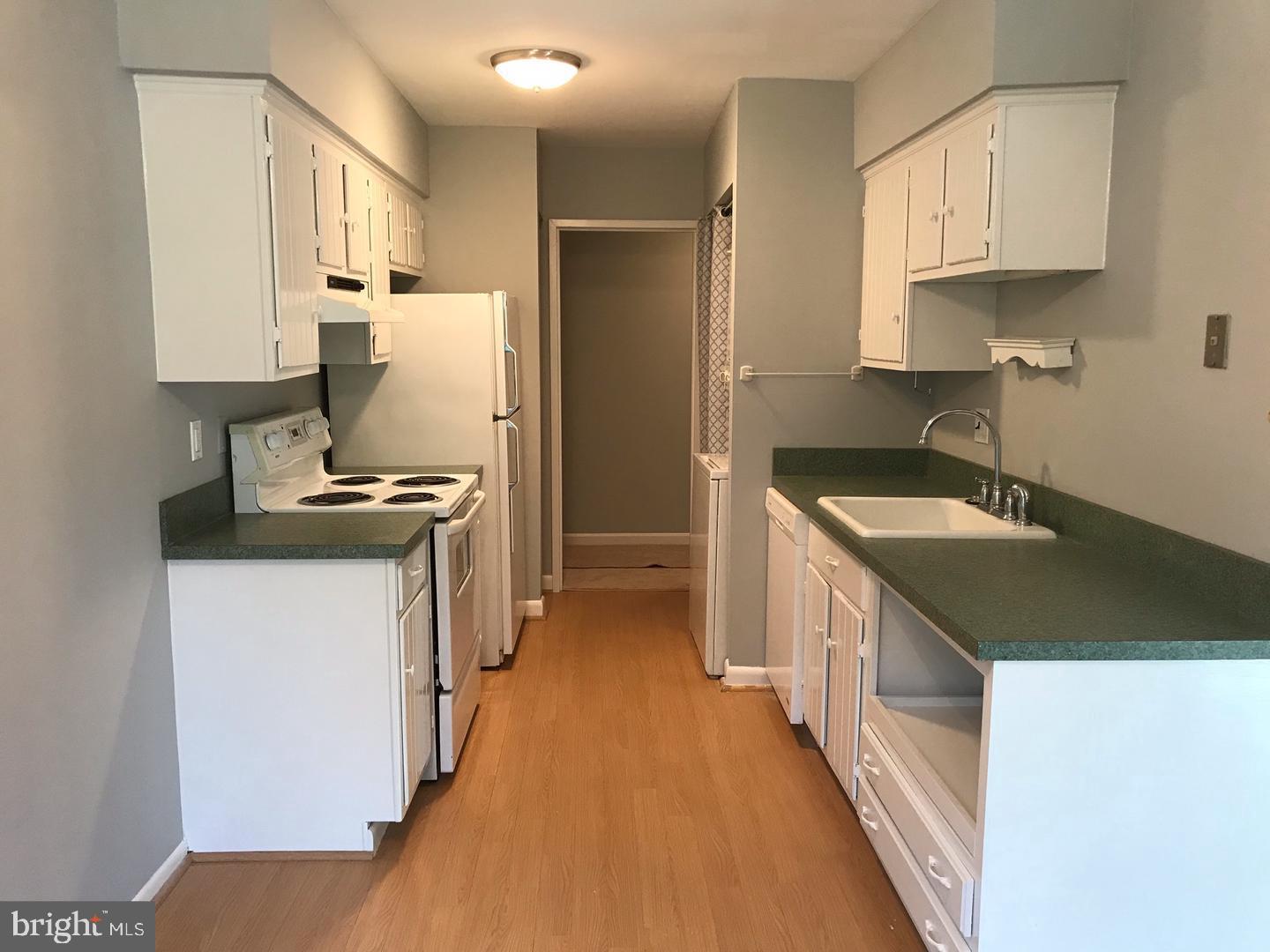 200 Campbell Cir #E24