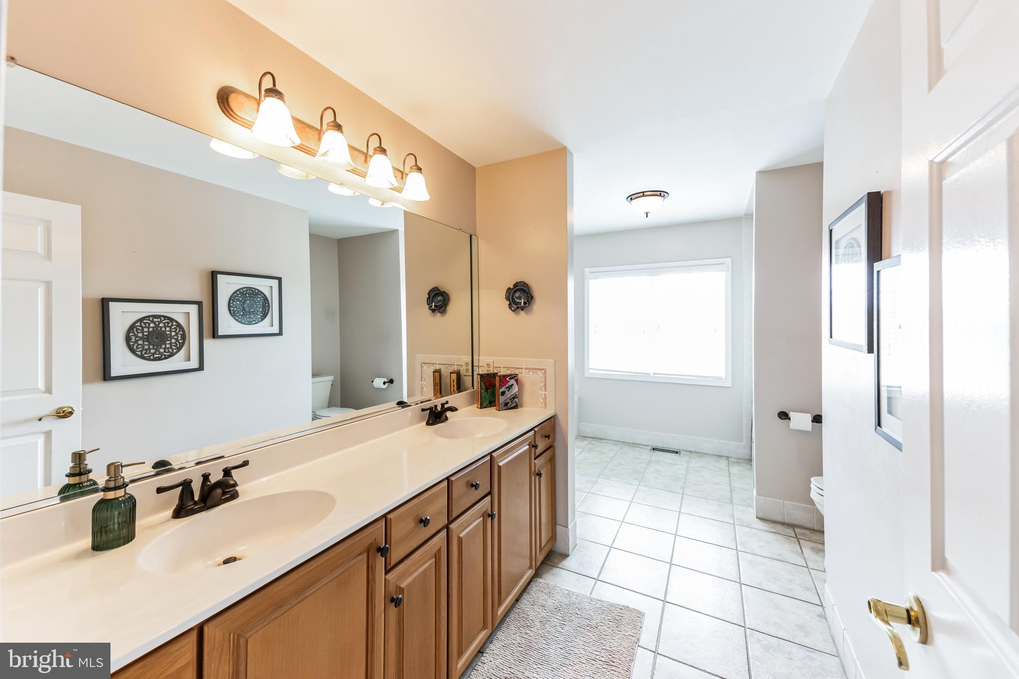 580 Perimeter Dr