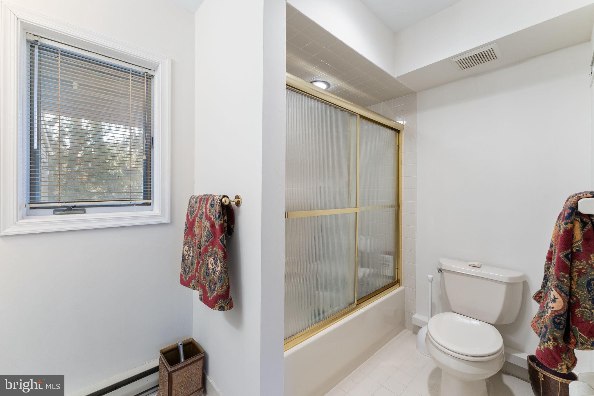937 Jefferson Way