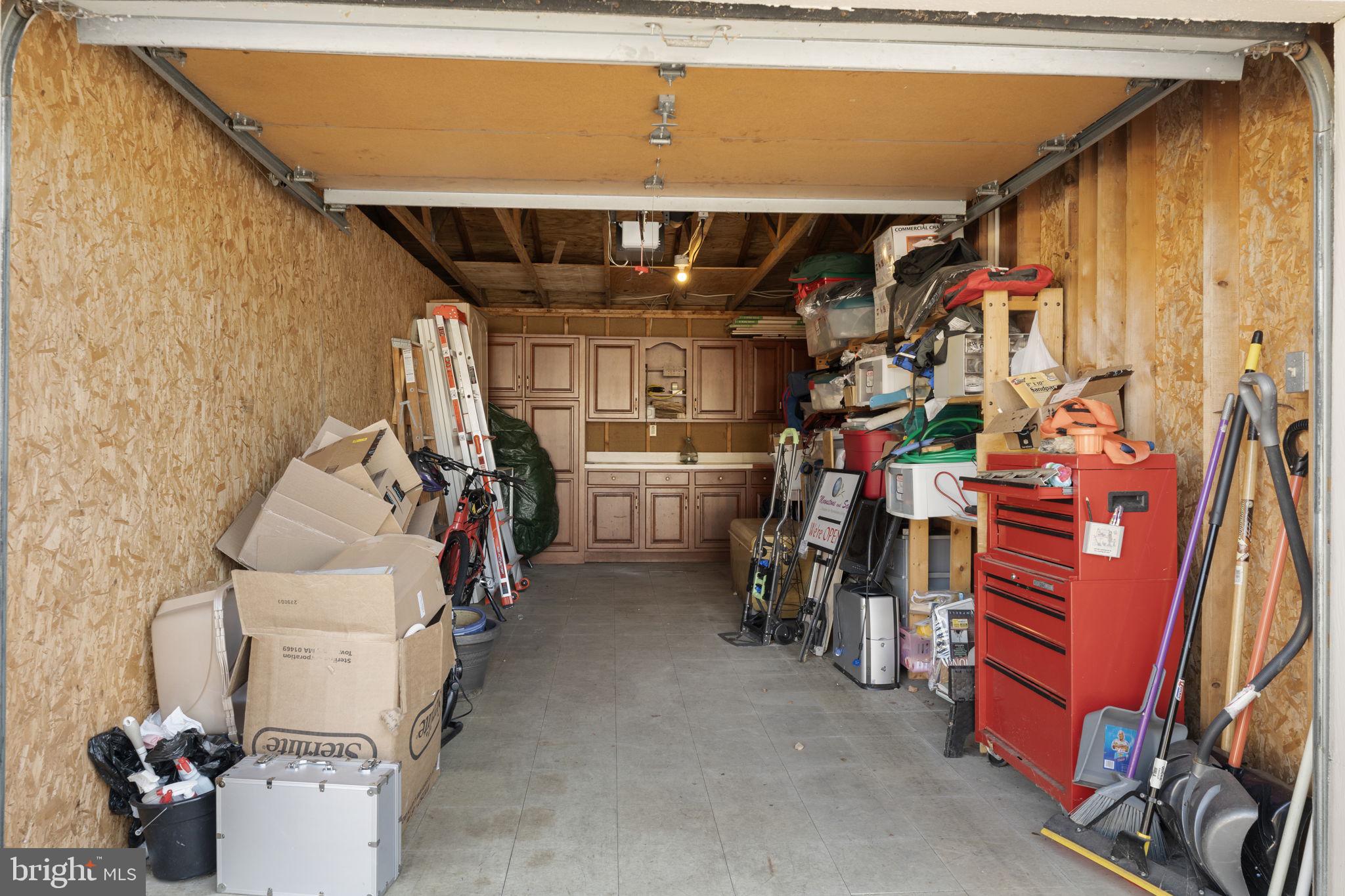 937 Jefferson Way