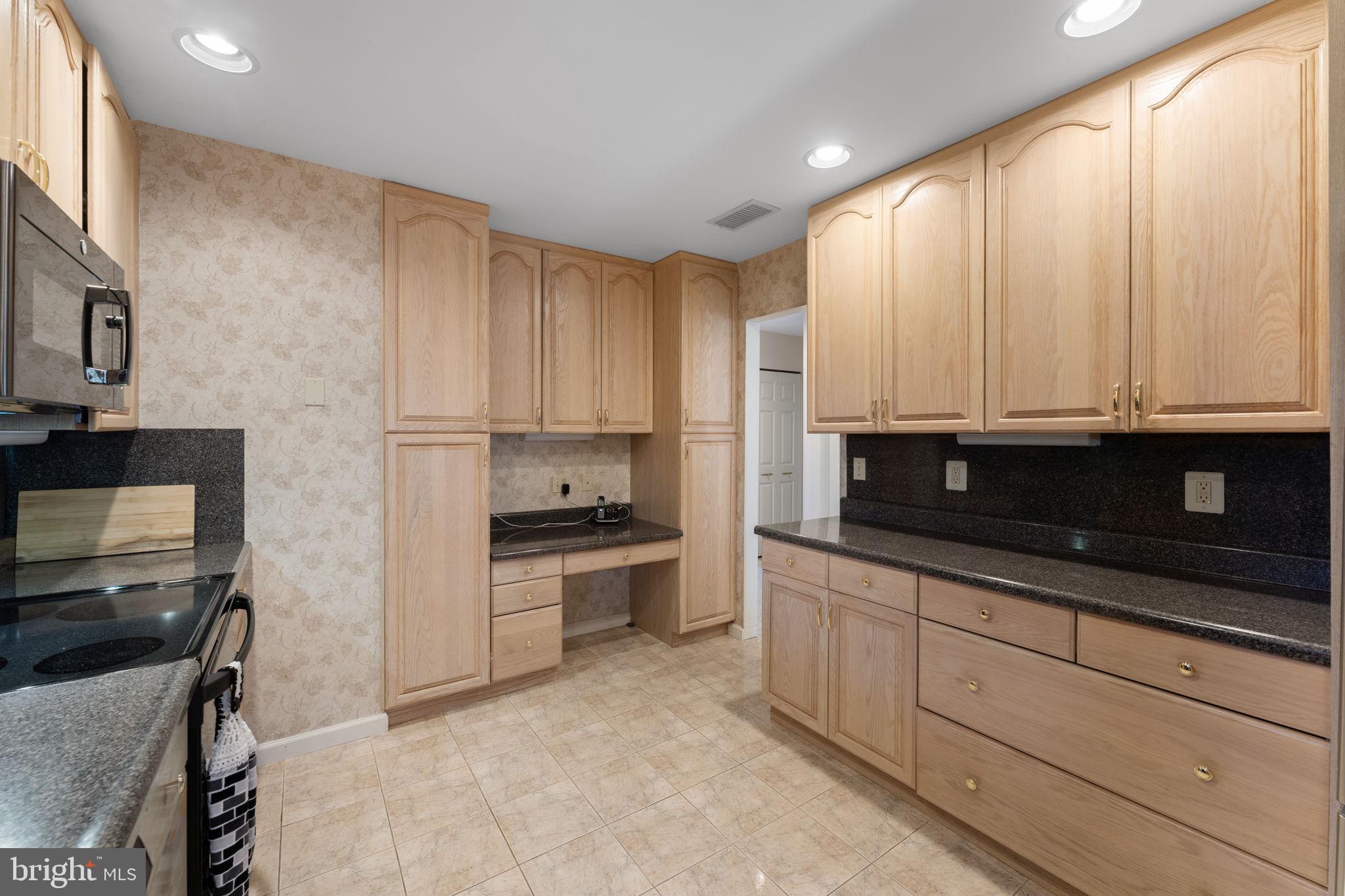 937 Jefferson Way