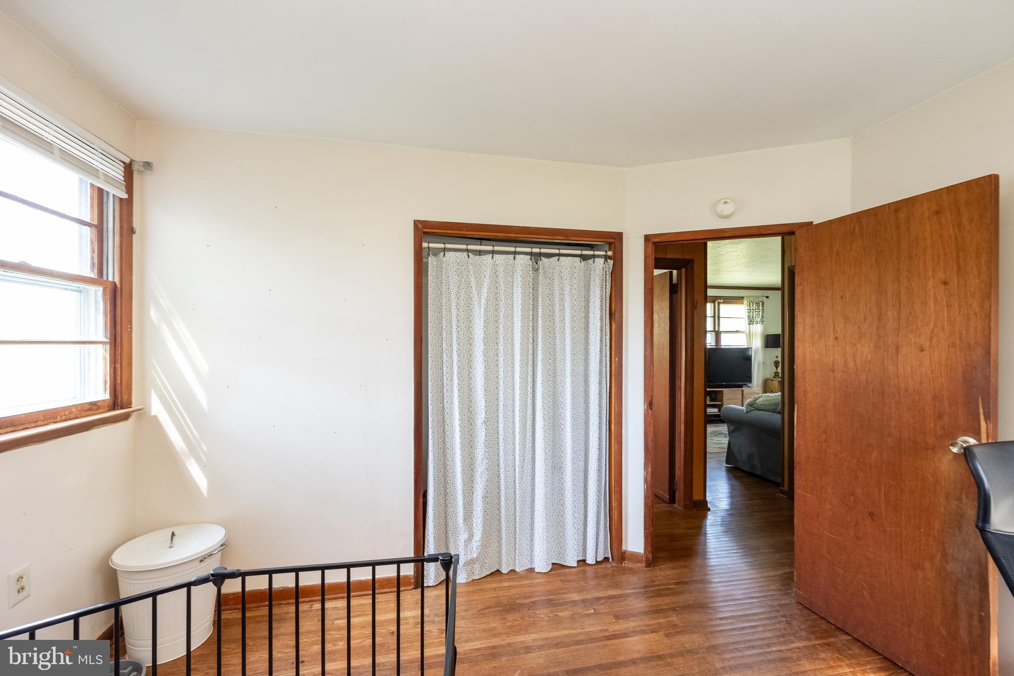 381 Loomis Ave