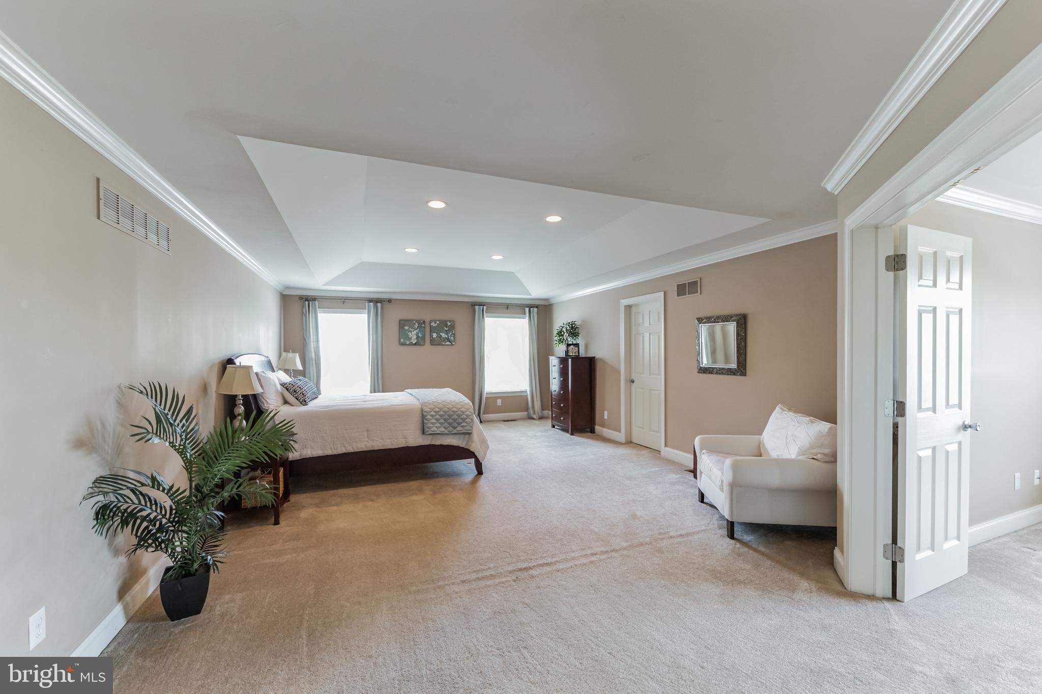 342a Sterling Ln