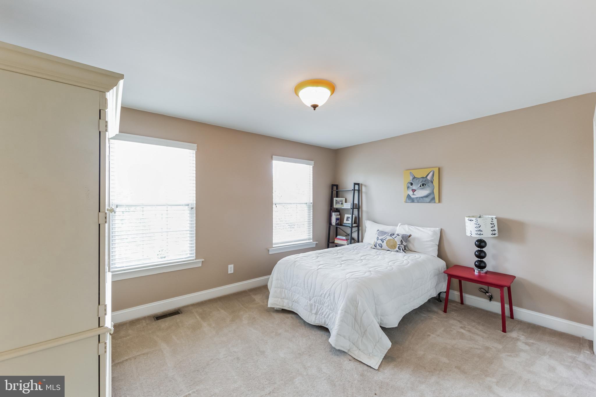 342a Sterling Ln