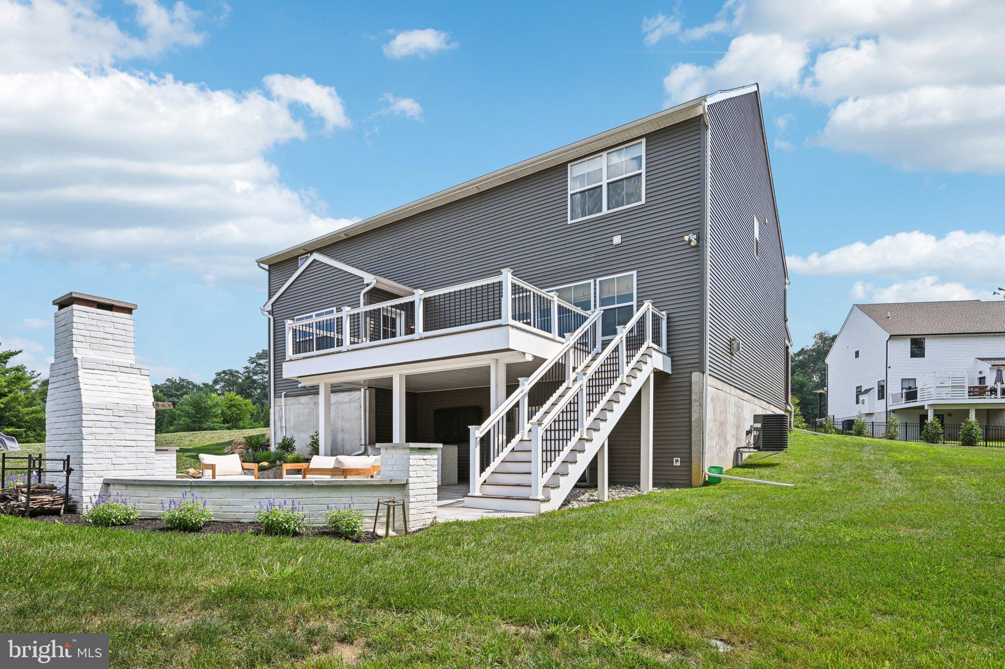 107 McIlvaine Dr