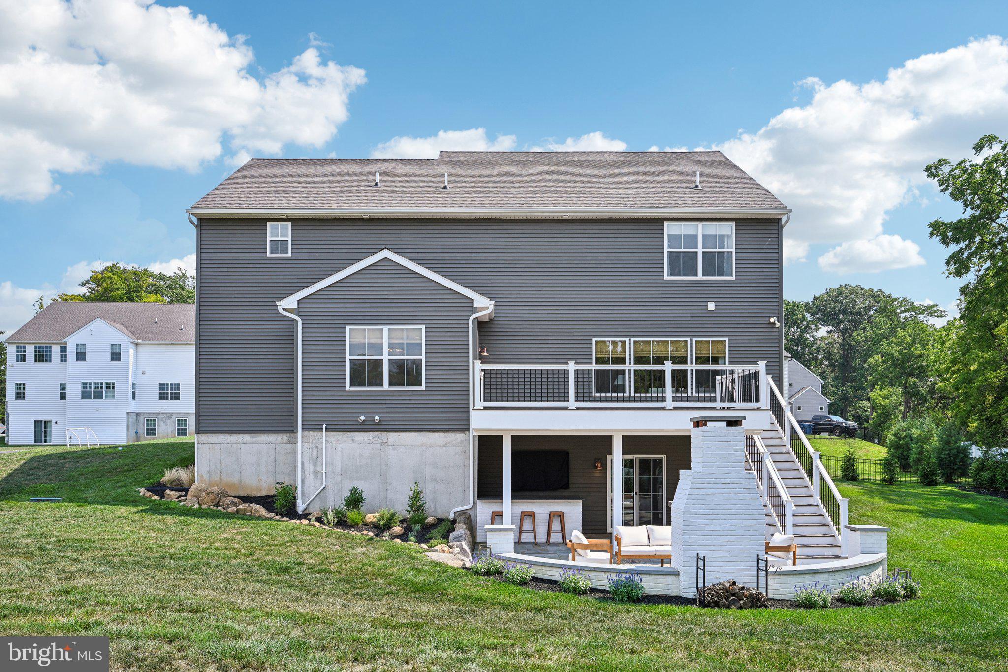107 McIlvaine Dr