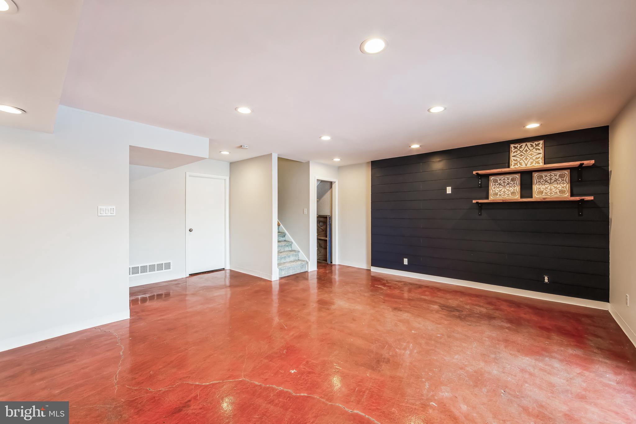 419 Bianca Cir