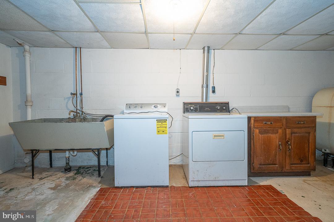 1554 Poorhouse Rd