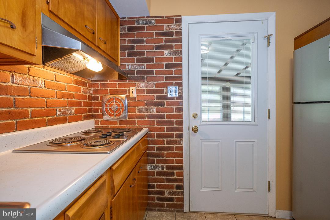 1554 Poorhouse Rd