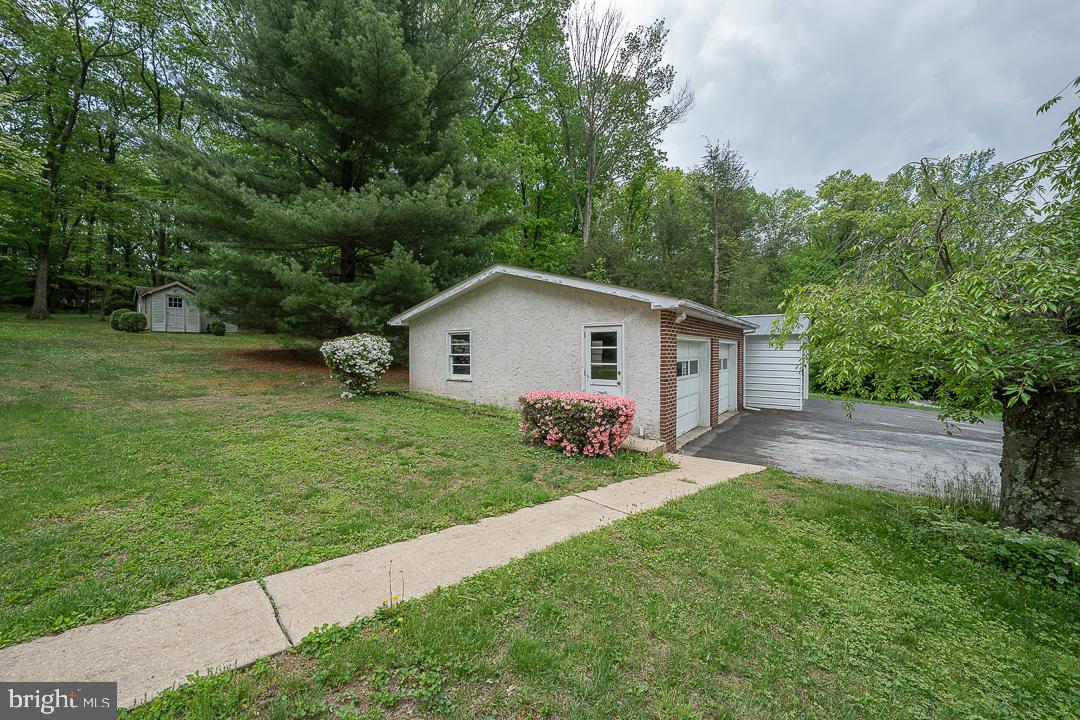 1554 Poorhouse Rd