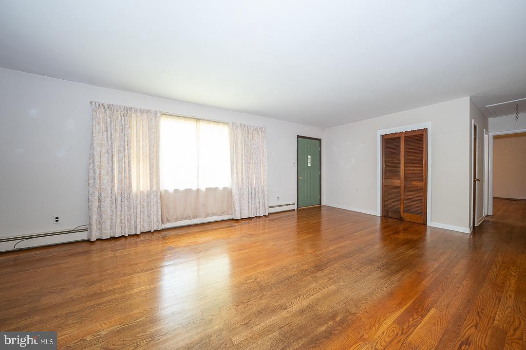 1554 Poorhouse Rd