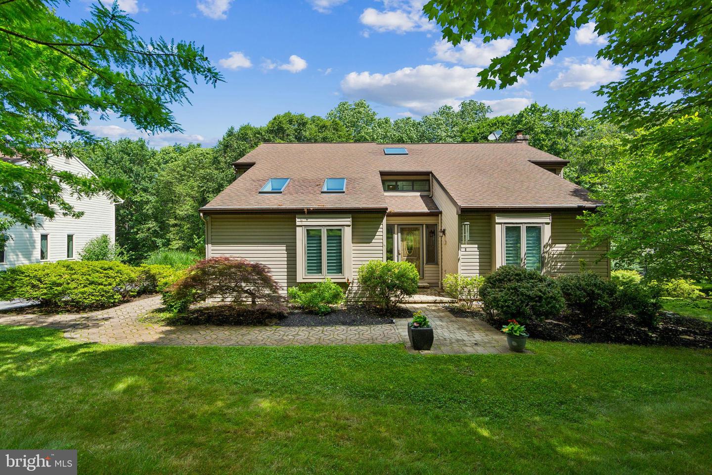 112 Birch Dr