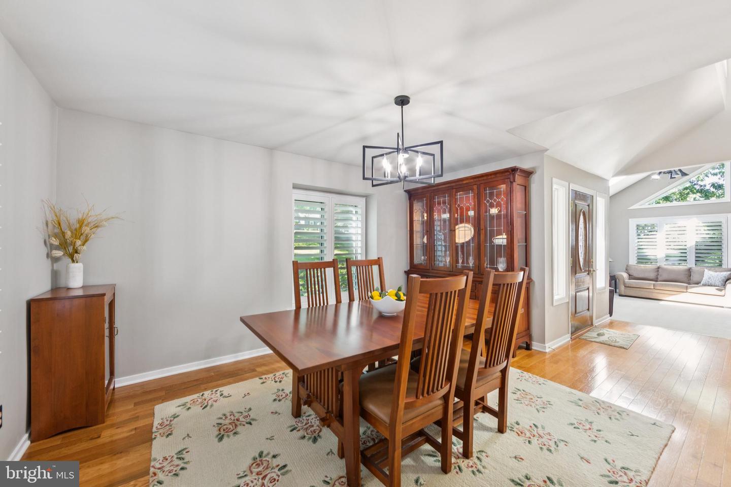 112 Birch Dr