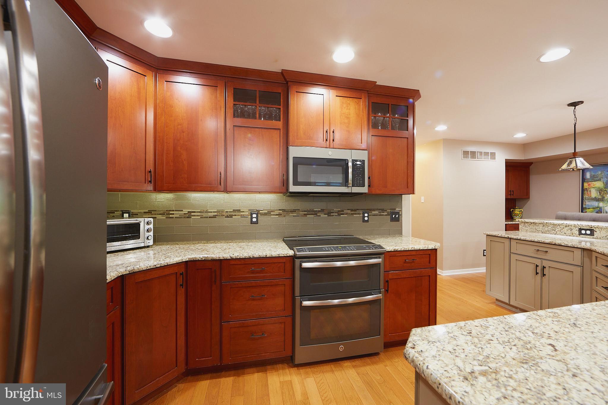 112 Birch Dr