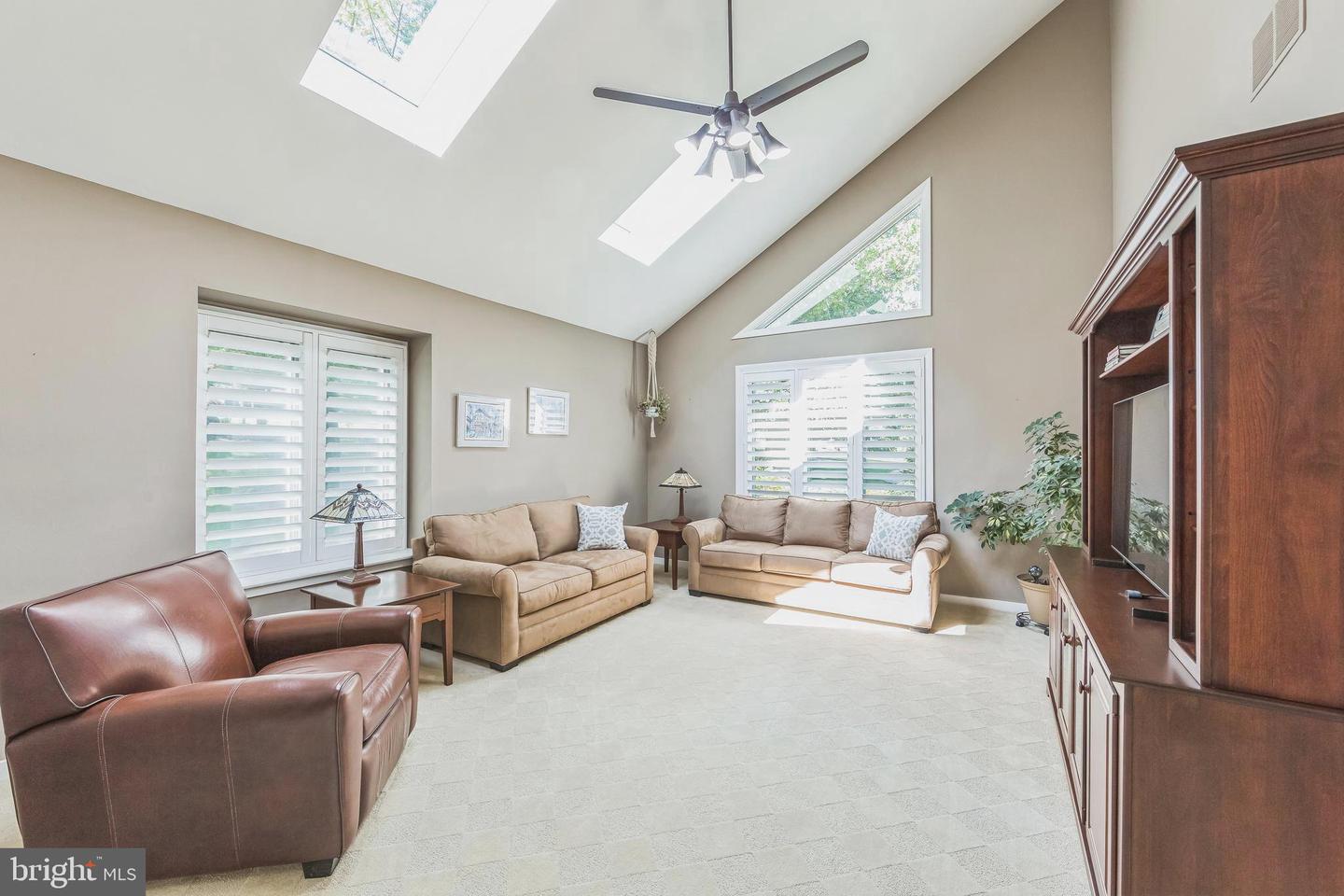 112 Birch Dr