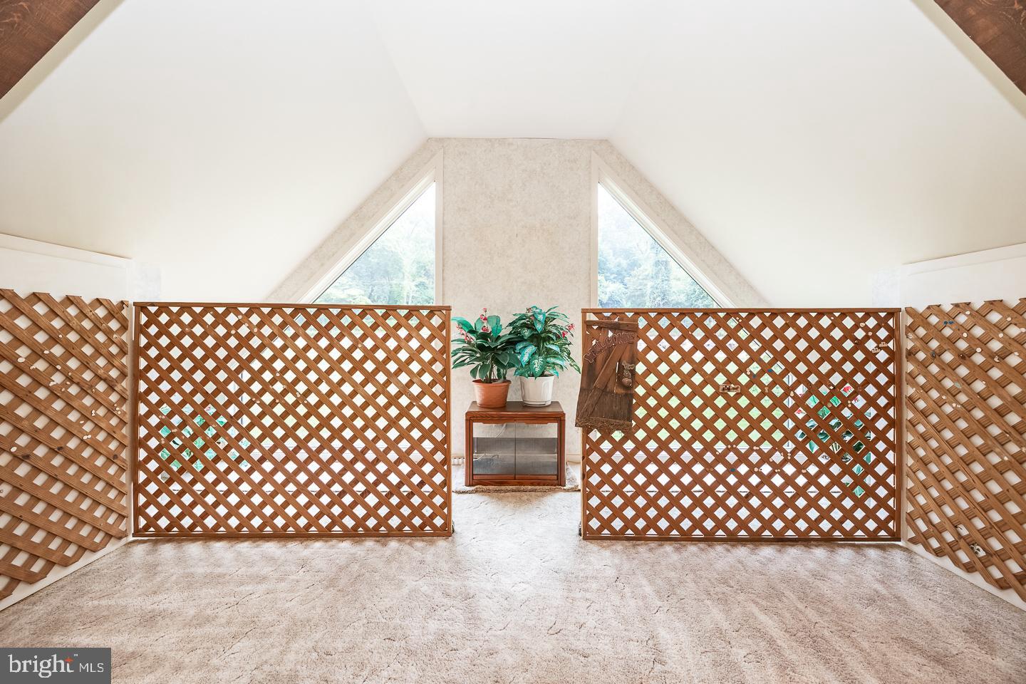 841 CADMUS ROAD