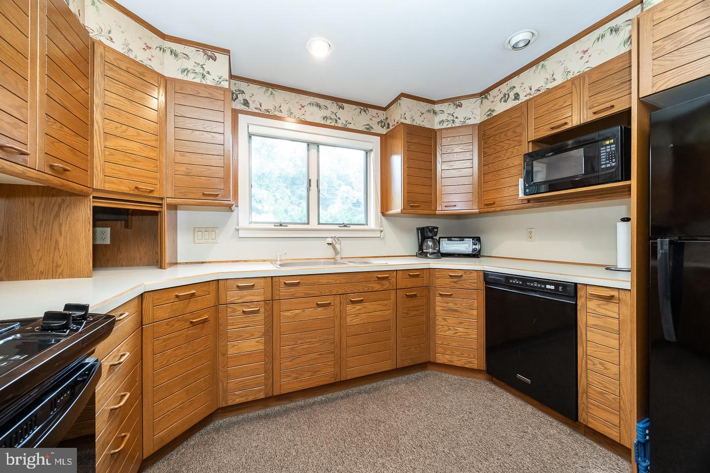 841 CADMUS ROAD