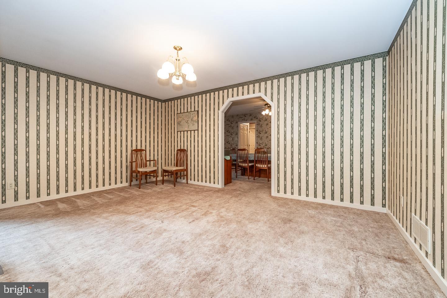 841 CADMUS ROAD