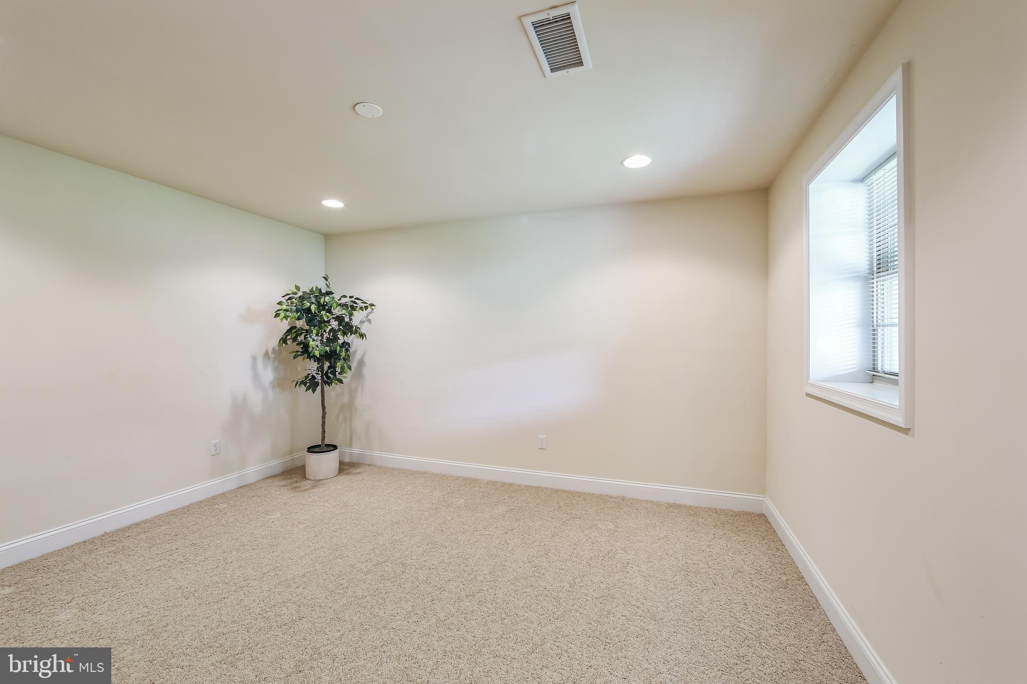 95 Andover Rd