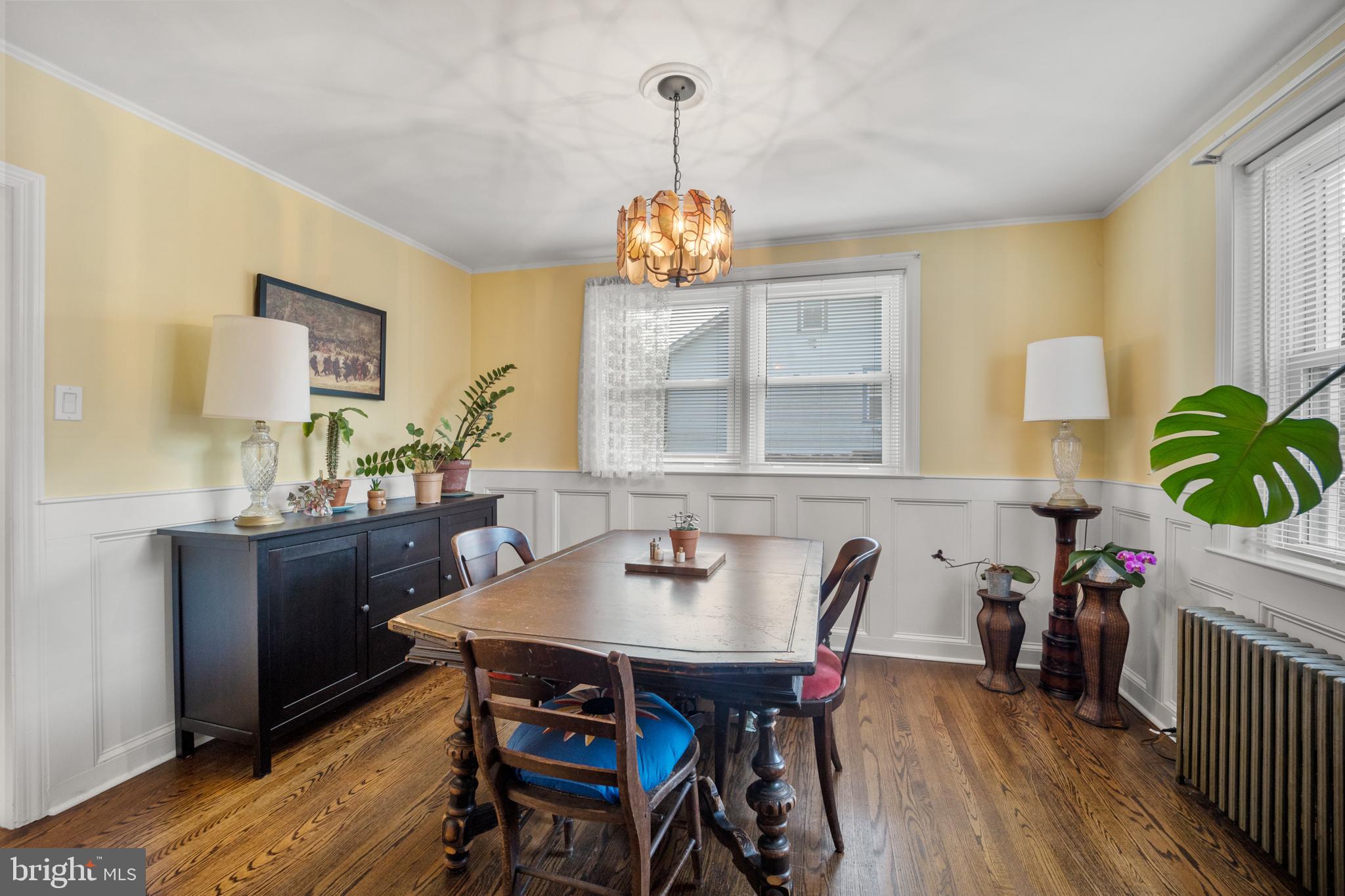 282 Davis Ave