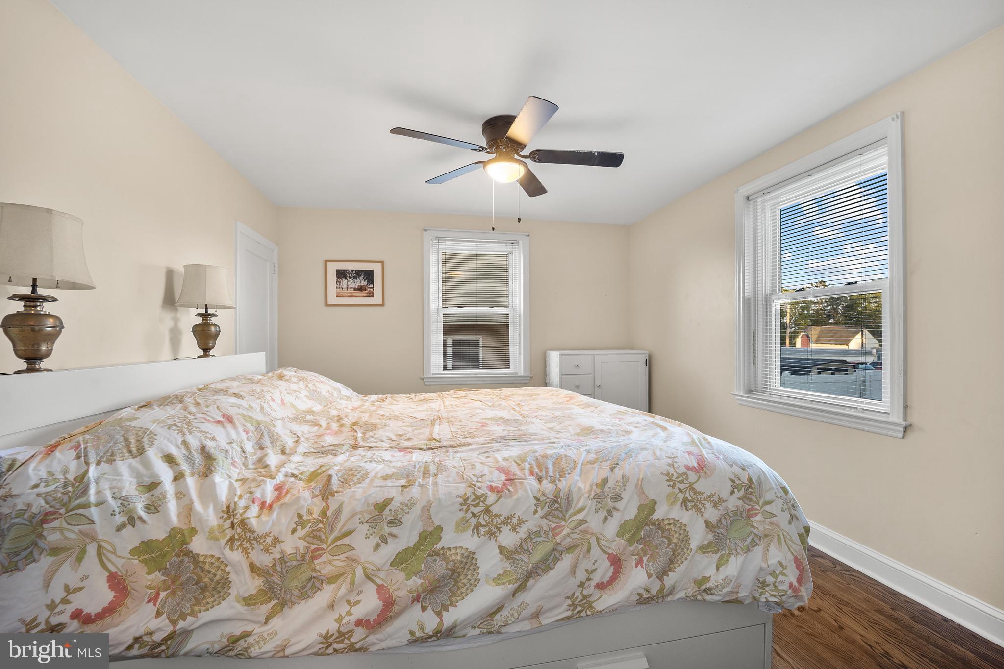 282 Davis Ave