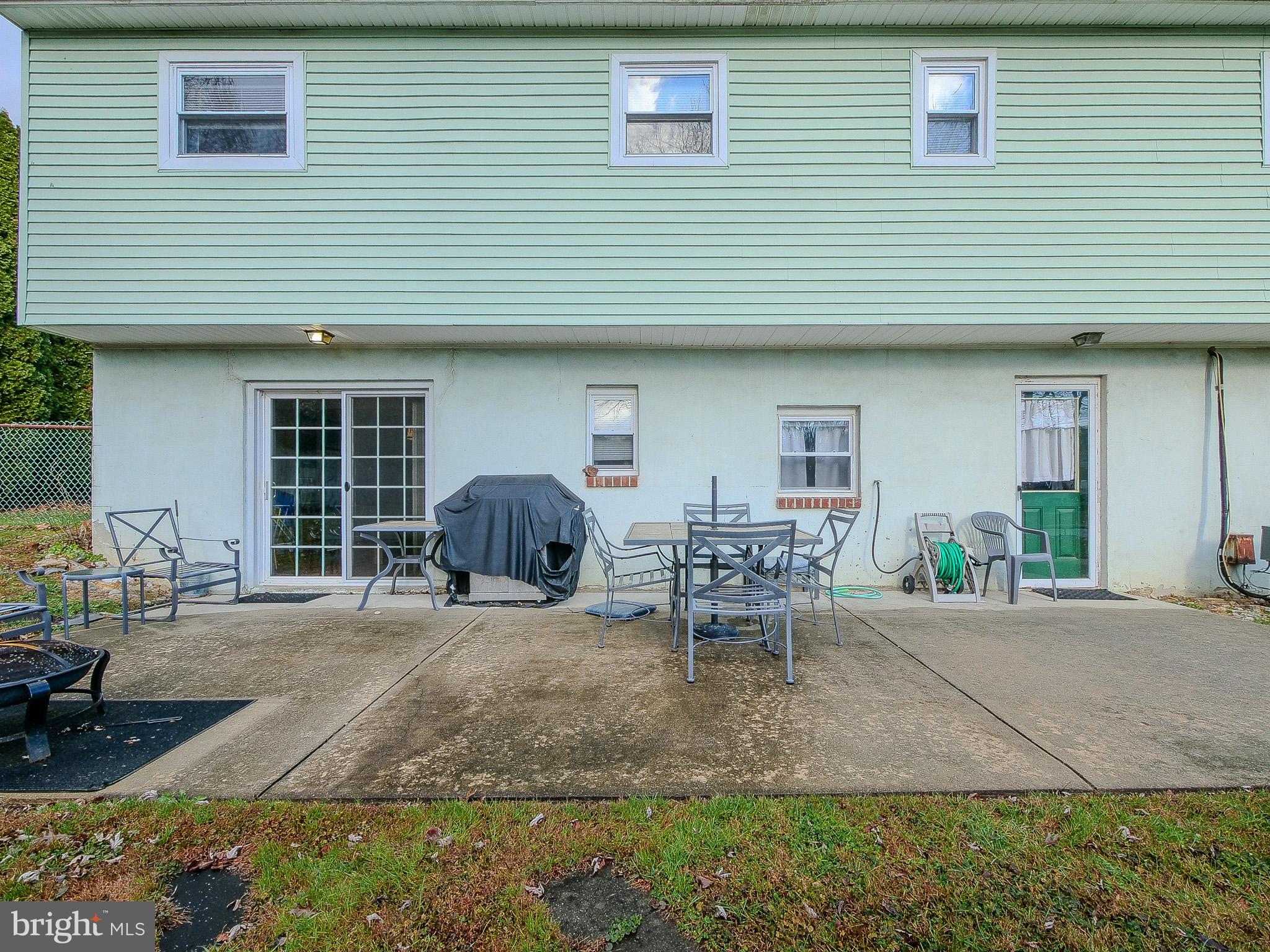 325 Willowbrook Rd