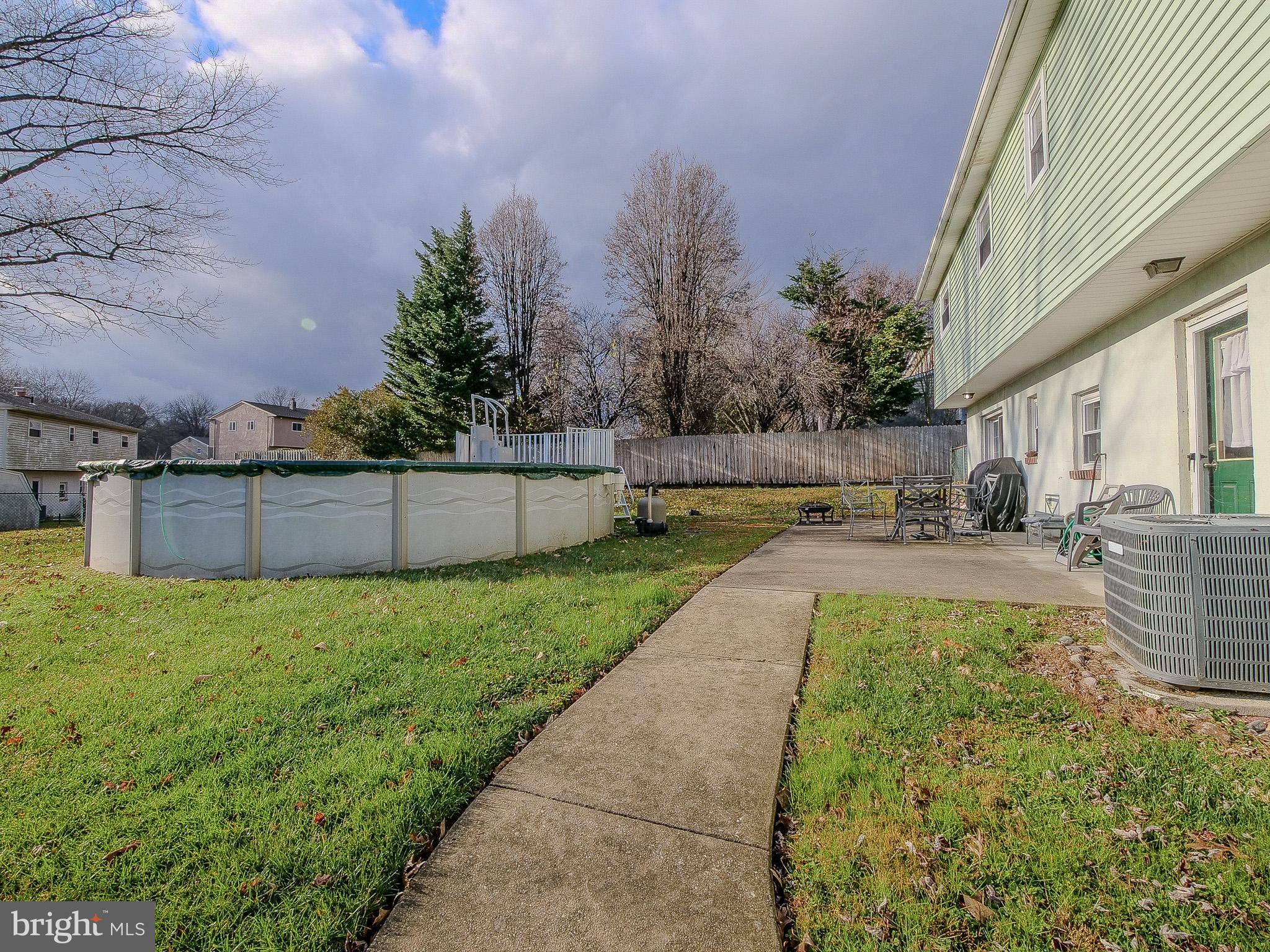 325 Willowbrook Rd