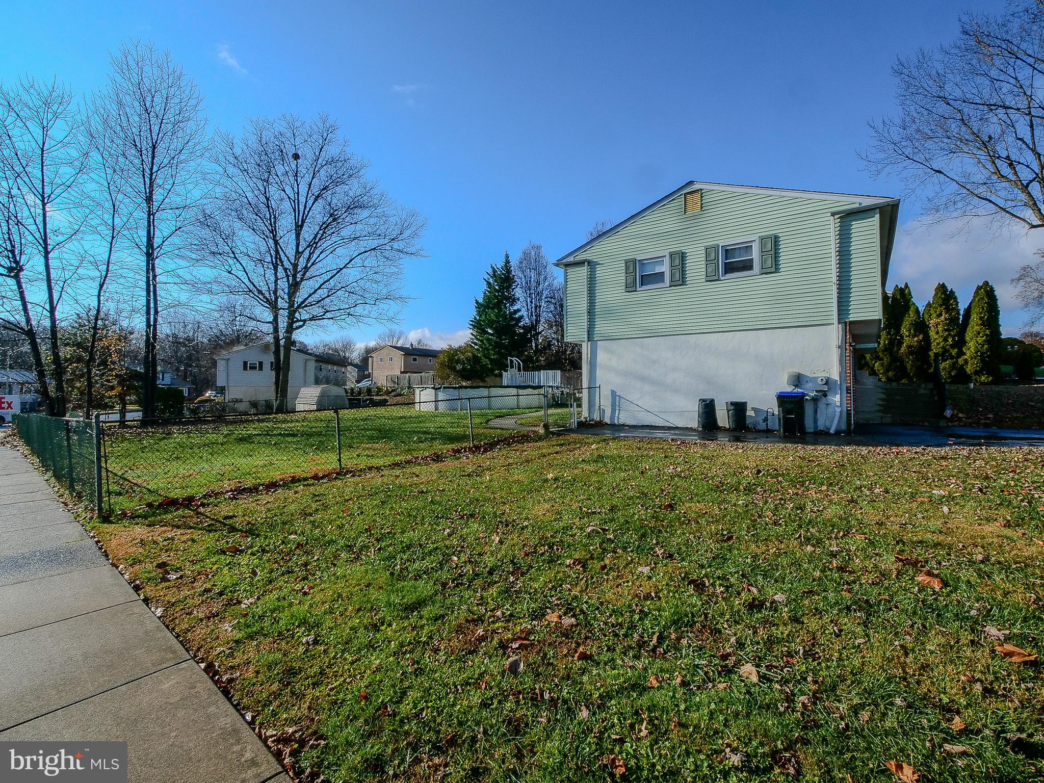 325 Willowbrook Rd