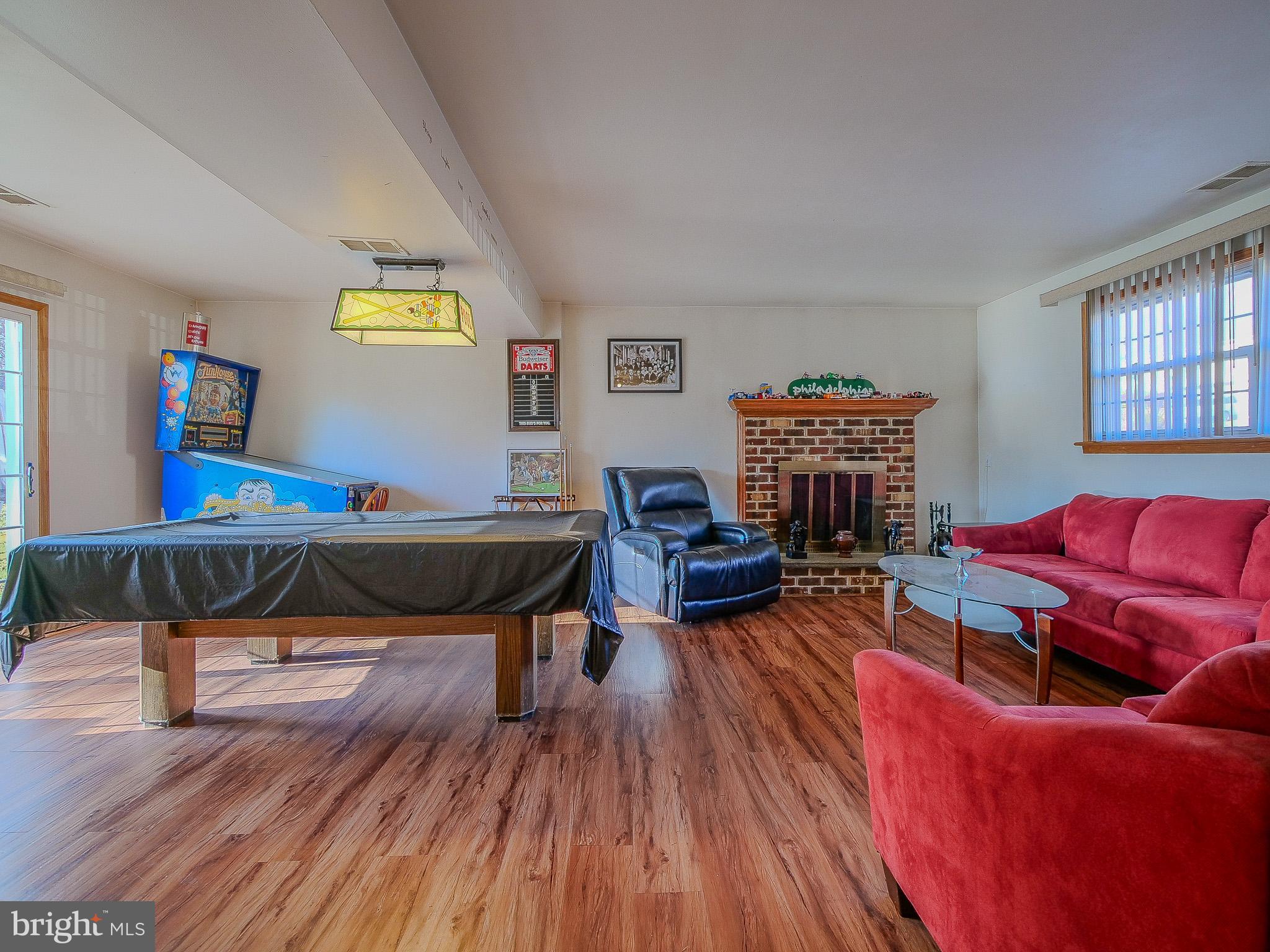 325 Willowbrook Rd