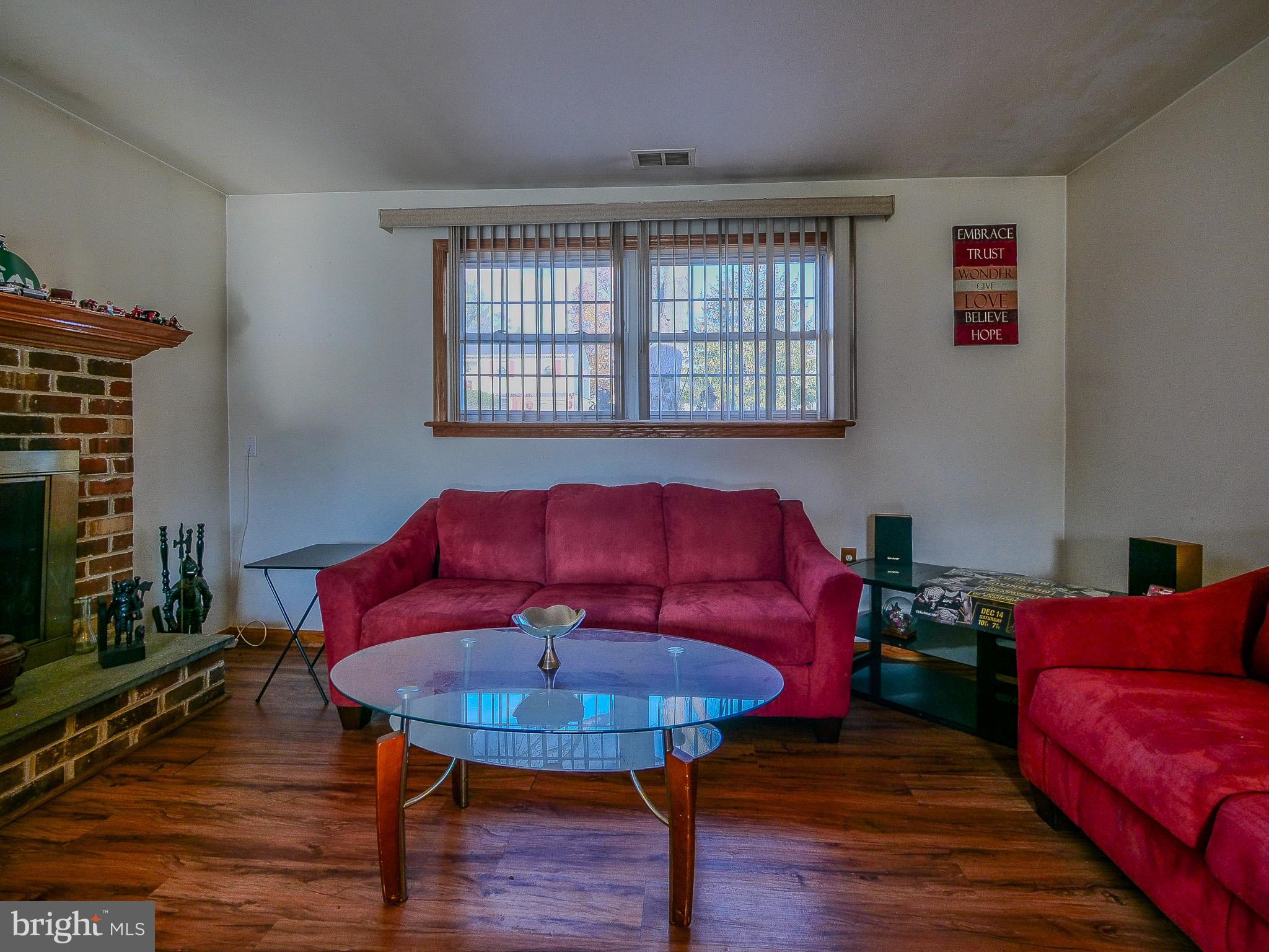 325 Willowbrook Rd