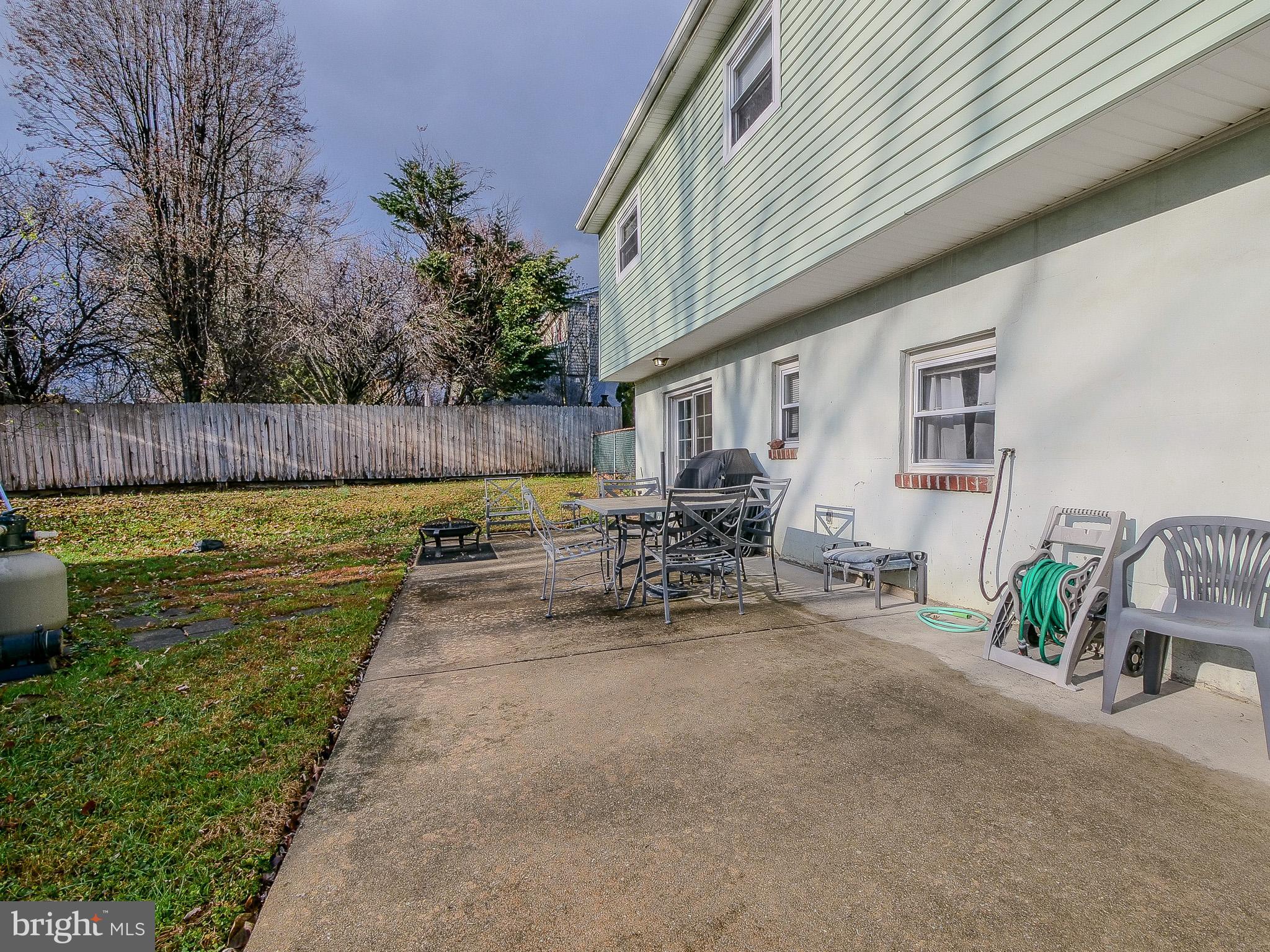 325 Willowbrook Rd